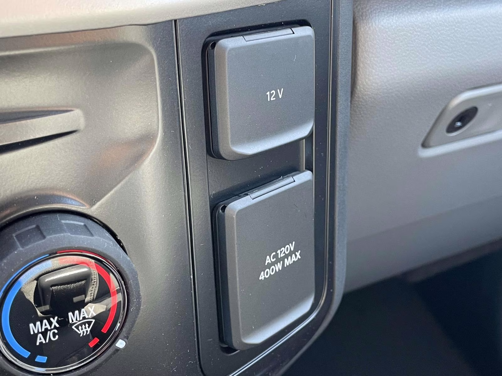 2026 Avalanche Ford Super Duty F-350 DRW XL 4X4 Truck