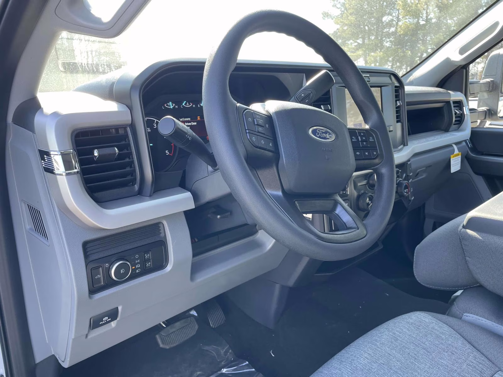 2026 Avalanche Ford Super Duty F-350 DRW XL 4X4 Truck