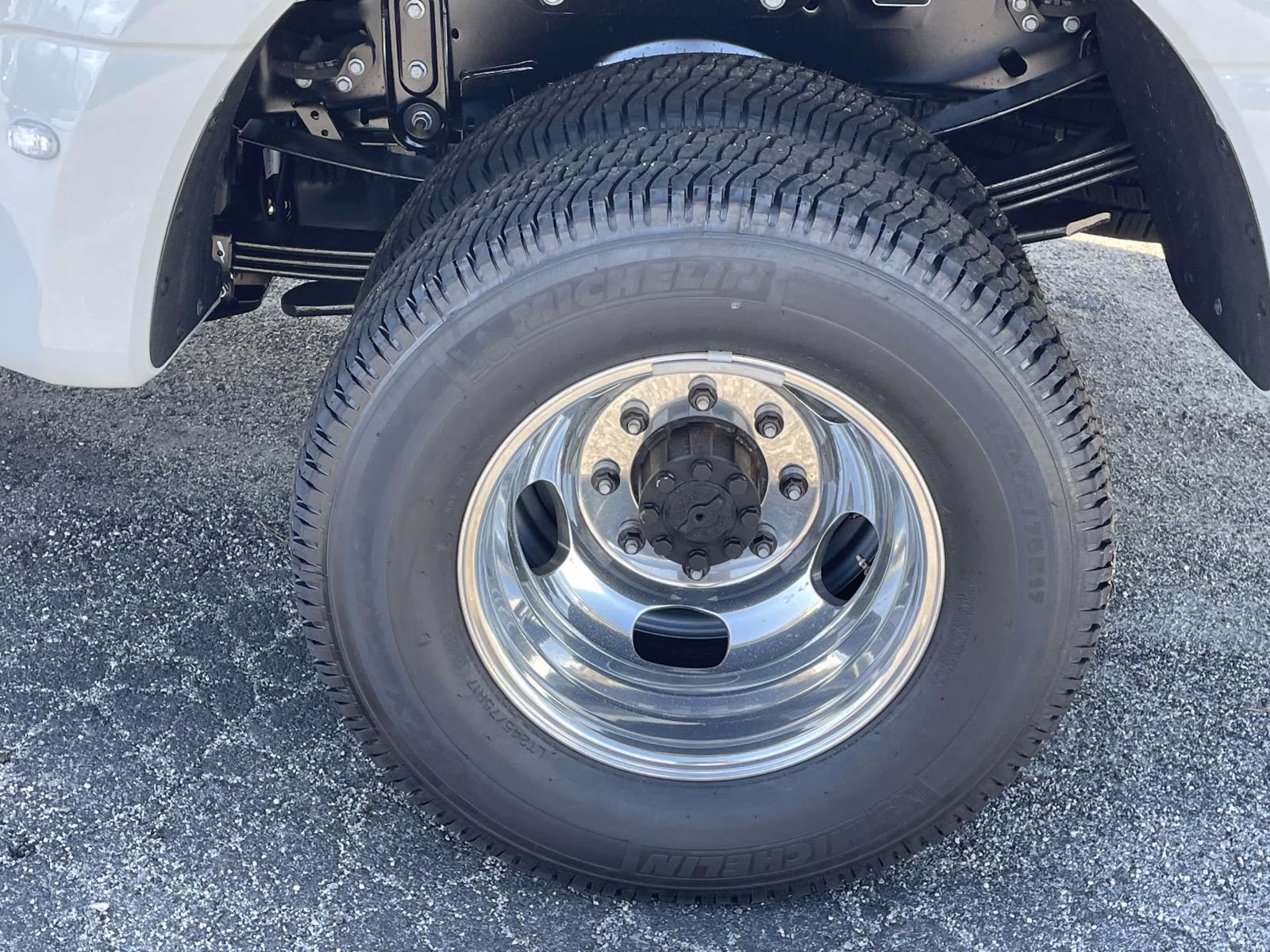 2026 Avalanche Ford Super Duty F-350 DRW XL 4X4 Truck