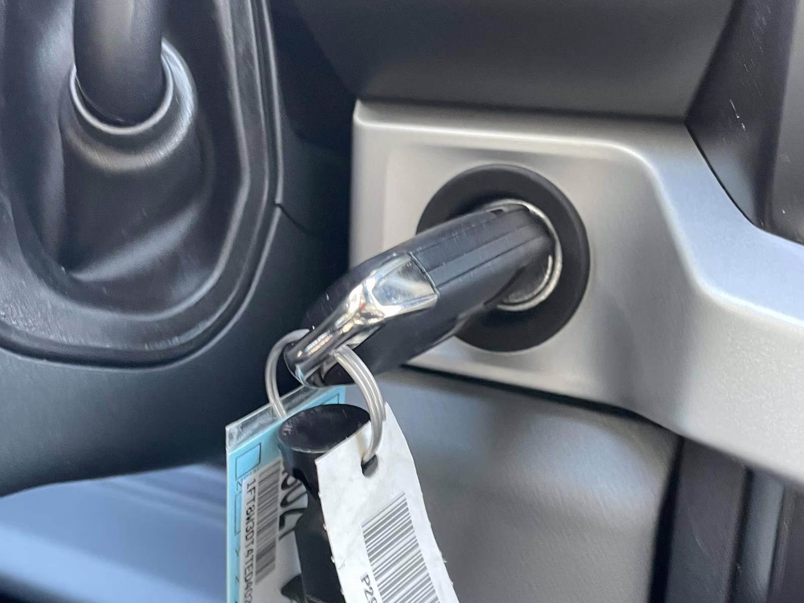 2026 Avalanche Ford Super Duty F-350 DRW XL 4X4 Truck