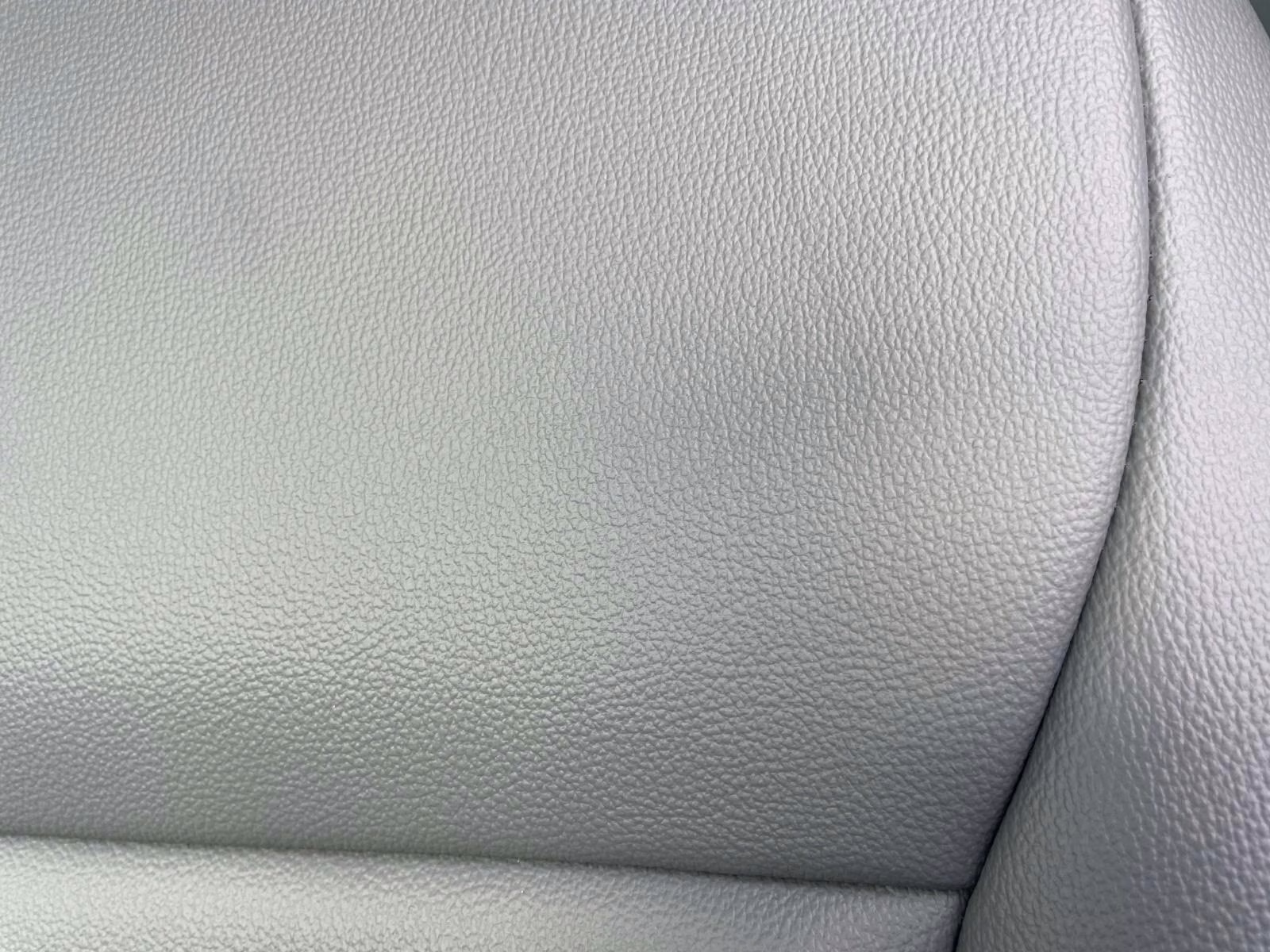 2026 Oxford White Ford Super Duty F-350 SRW XL RWD Truck