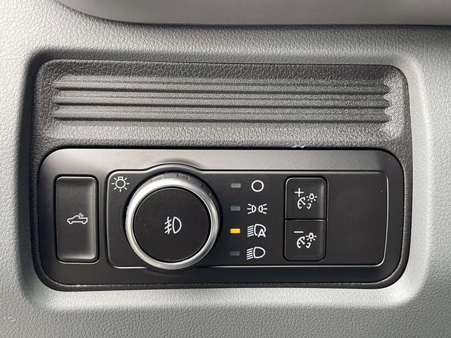 2026 Oxford White Ford Super Duty F-450 DRW XL RWD Chassis