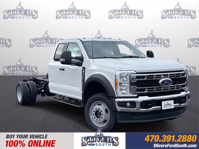 2026 Oxford White Ford Super Duty F-450 DRW XL 4X4 Chassis
