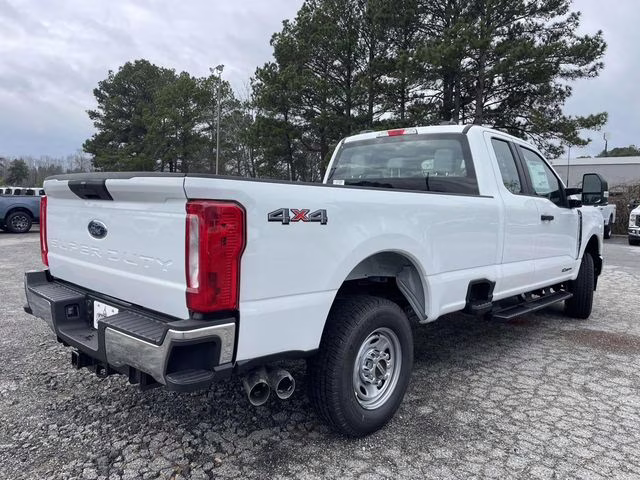 2026 Oxford White Ford Super Duty F-250 SRW XL 4X4 Truck