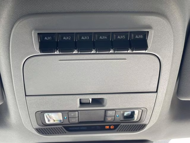 2026 Avalanche Ford Super Duty F-350 DRW XL 4X4 Truck