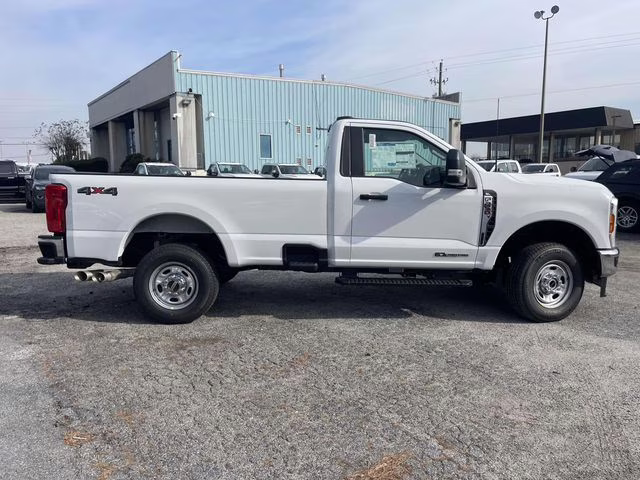 2026 Oxford White Ford Super Duty F-250 SRW XL 4X4 Truck