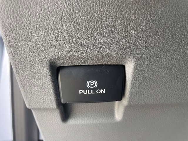 2026 Oxford White Ford Super Duty F-350 SRW XL RWD Truck