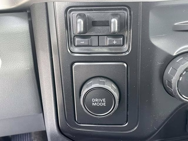 2026 Oxford White Ford Super Duty F-350 DRW XL RWD Truck