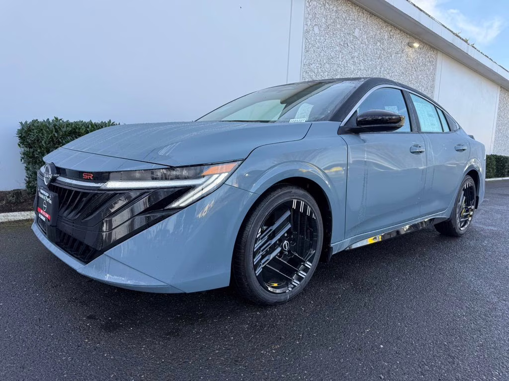 2026 Atlantic Gray/Super Black Nissan Sentra SR FWD Sedan