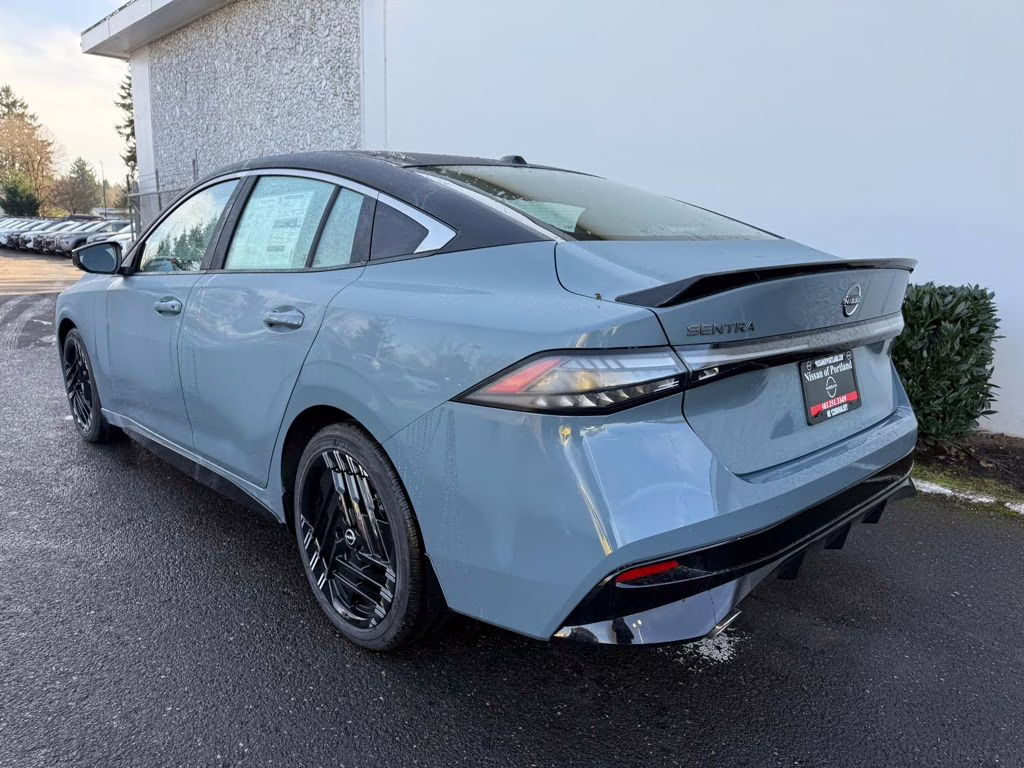 2026 Atlantic Gray/Super Black Nissan Sentra SR FWD Sedan