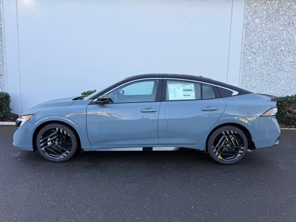 2026 Atlantic Gray/Super Black Nissan Sentra SR FWD Sedan