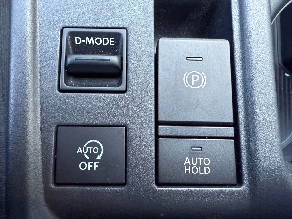 2026 Atlantic Gray/Super Black Nissan Sentra SR FWD Sedan