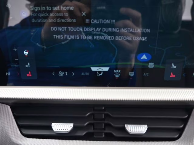 2026 White Metallic Ford Explorer Active 4X4 SUV