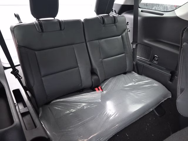 2026 White Metallic Ford Explorer Active 4X4 SUV