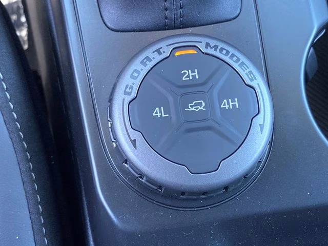 2025 Shadow Black Ford Bronco Outer Banks 4X4 Convertible