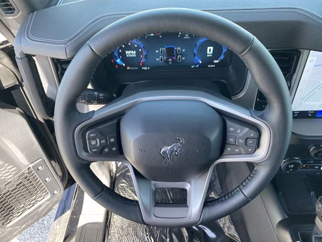 2025 Shadow Black Ford Bronco Outer Banks 4X4 Convertible