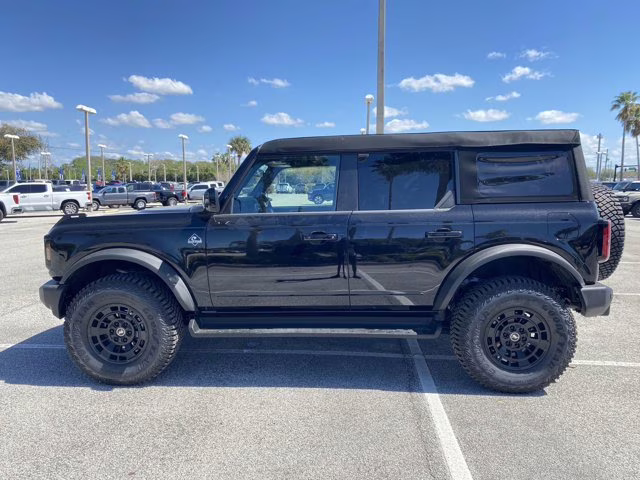 2025 Shadow Black Ford Bronco Outer Banks 4X4 Convertible