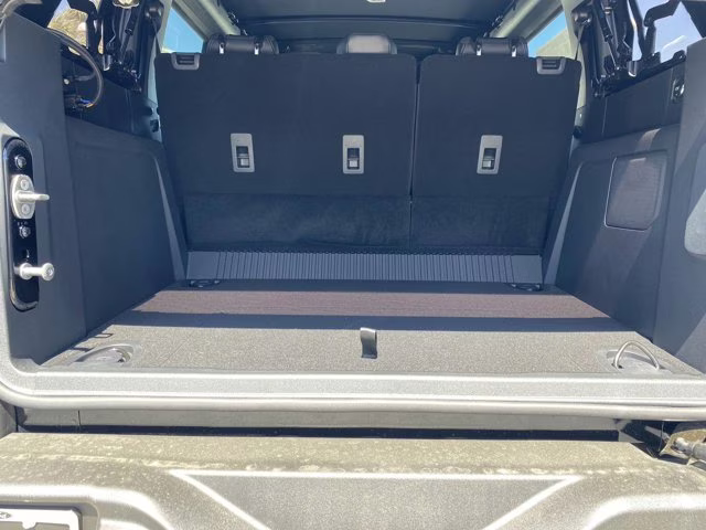 2025 Shadow Black Ford Bronco Outer Banks 4X4 Convertible