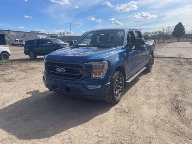 2022 Atlas Blue Metallic Ford F-150 XLT 4X4 Truck
