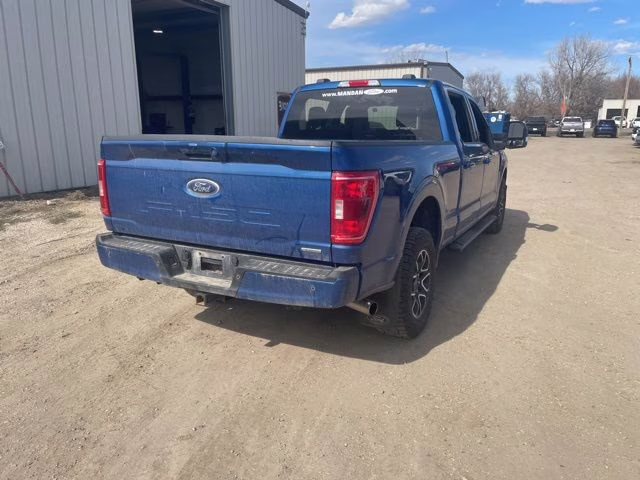 2022 Atlas Blue Metallic Ford F-150 XLT 4X4 Truck