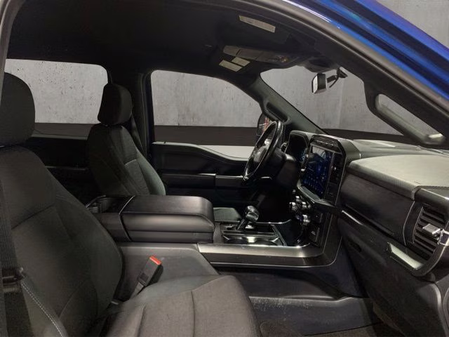 2022 Atlas Blue Metallic Ford F-150 XLT 4X4 Truck