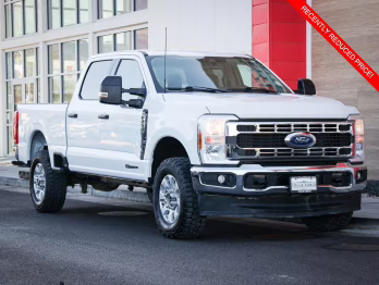 2024 Oxford White Ford Super Duty F-250 SRW XLT 4X4 Truck