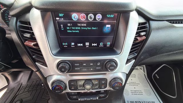 2018 Summit White GMC Yukon SLE 4X4 SUV