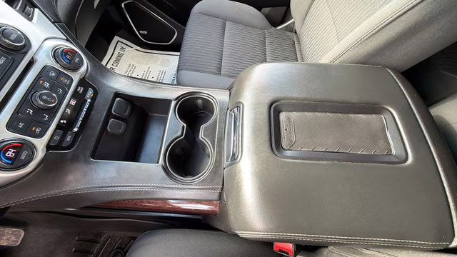 2018 Summit White GMC Yukon SLE 4X4 SUV