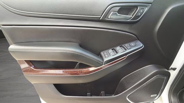 2018 Summit White GMC Yukon SLE 4X4 SUV