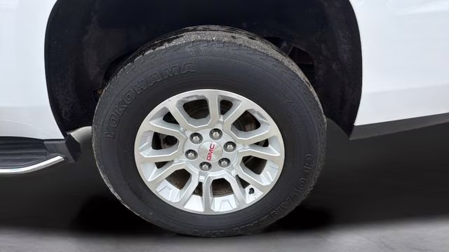 2018 Summit White GMC Yukon SLE 4X4 SUV