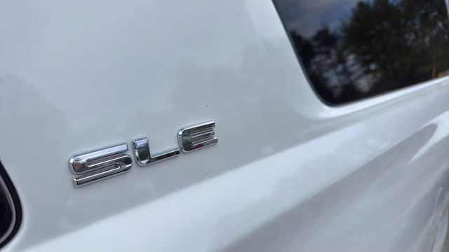 2018 Summit White GMC Yukon SLE 4X4 SUV