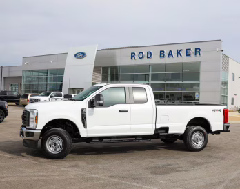 2026 Oxford White Ford Super Duty F-350 SRW XL 4X4 Truck