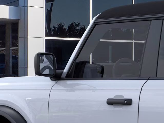 2026 Oxford White Ford Bronco Base 4X4 SUV