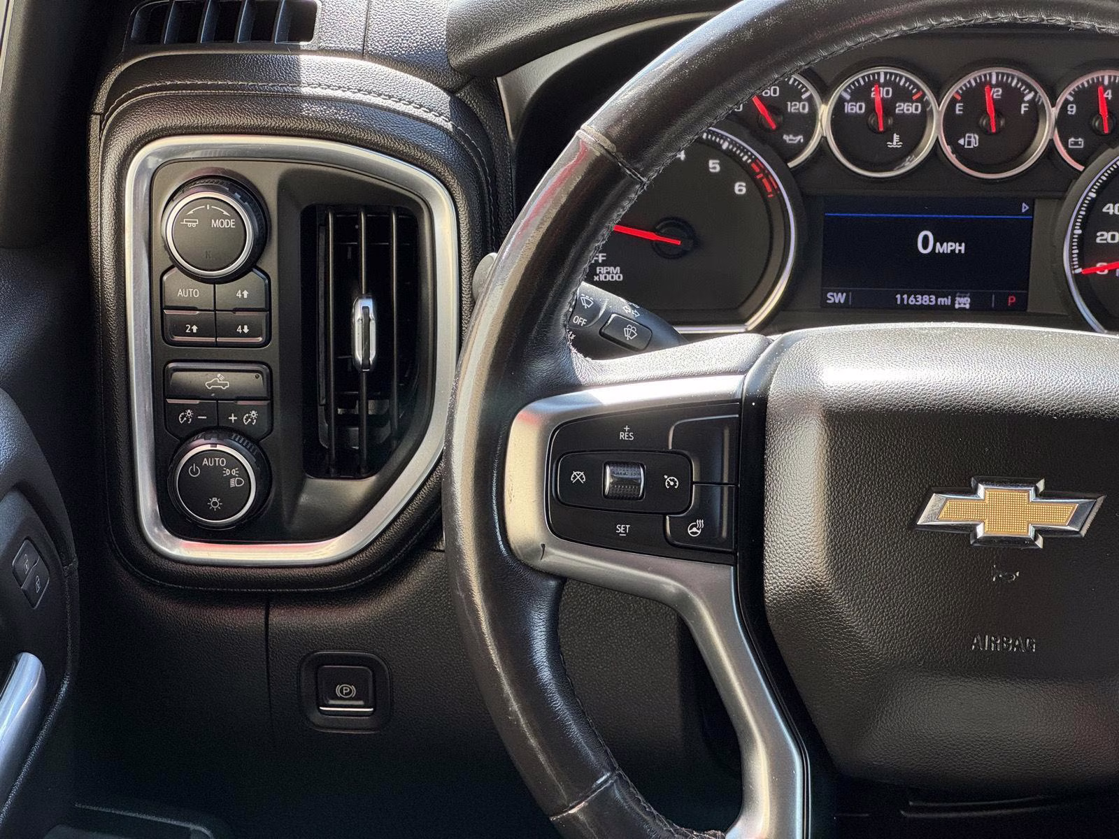 2021 Summit White Chevrolet Silverado 1500 LT 4X4 Truck