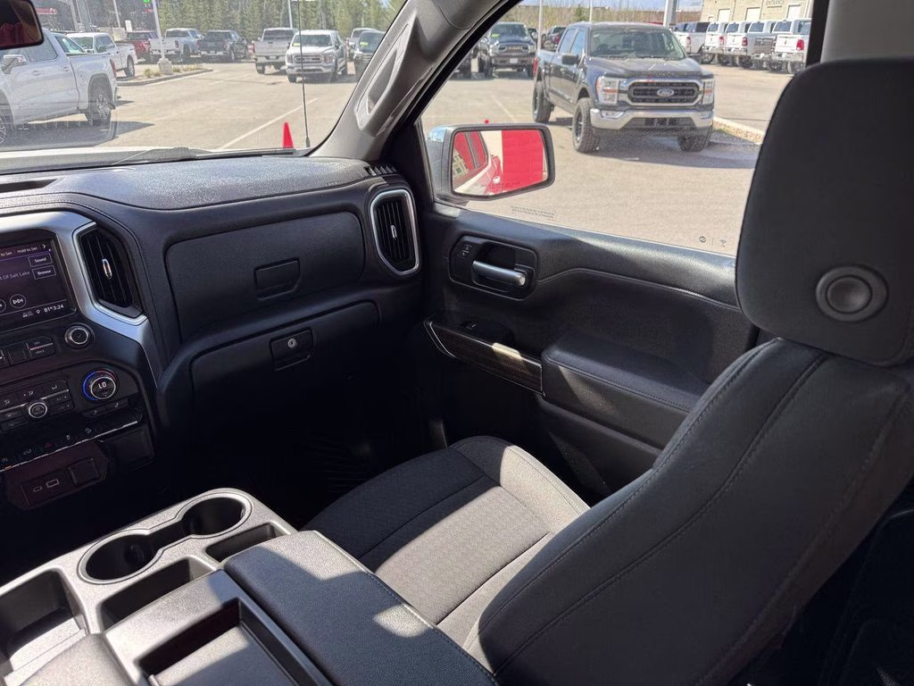 2021 Summit White Chevrolet Silverado 1500 LT 4X4 Truck