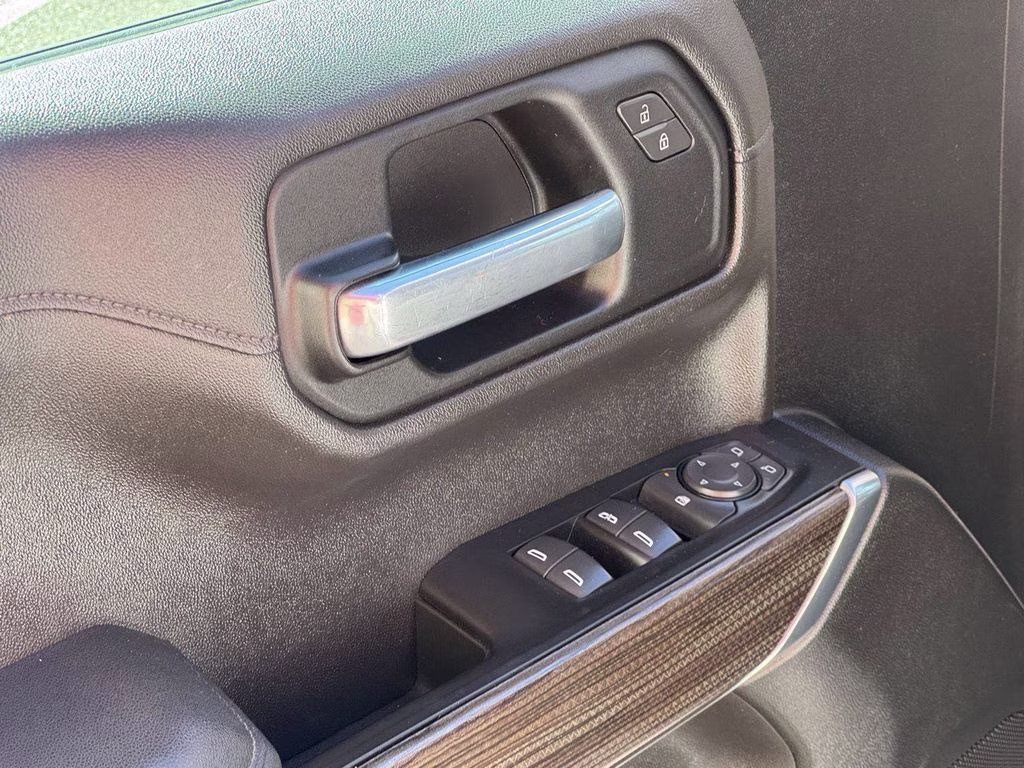 2021 Summit White Chevrolet Silverado 1500 LT 4X4 Truck