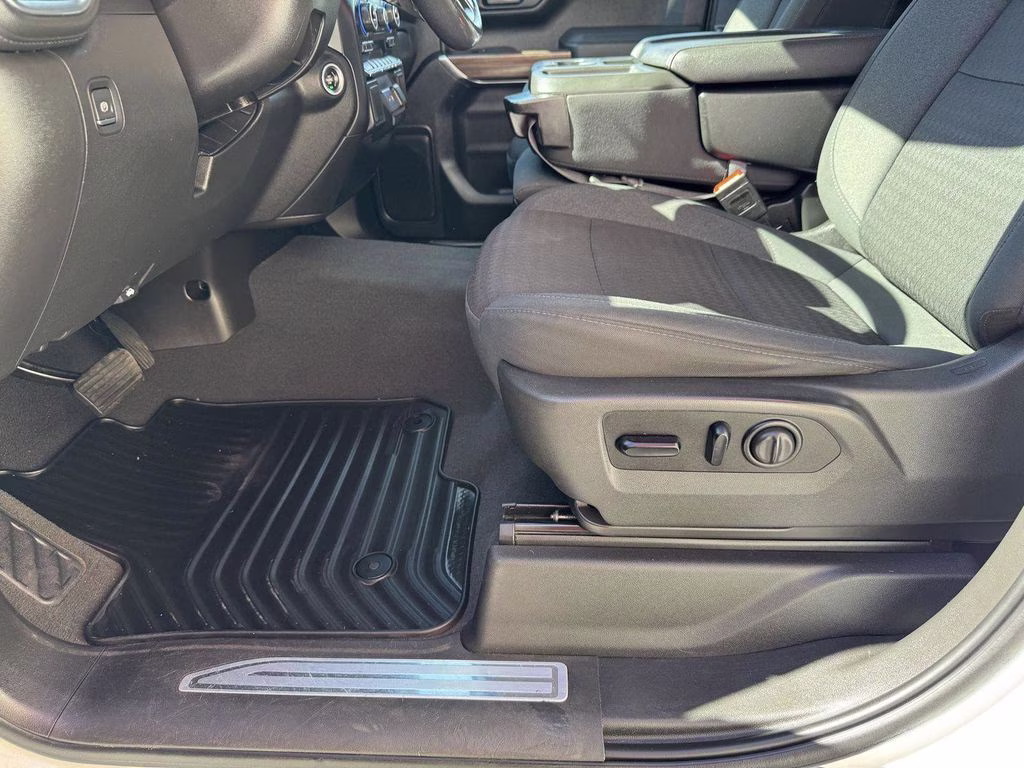 2021 Summit White Chevrolet Silverado 1500 LT 4X4 Truck