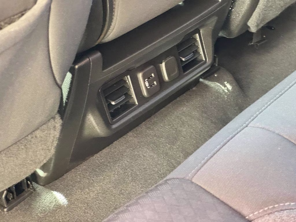 2021 Summit White Chevrolet Silverado 1500 LT 4X4 Truck