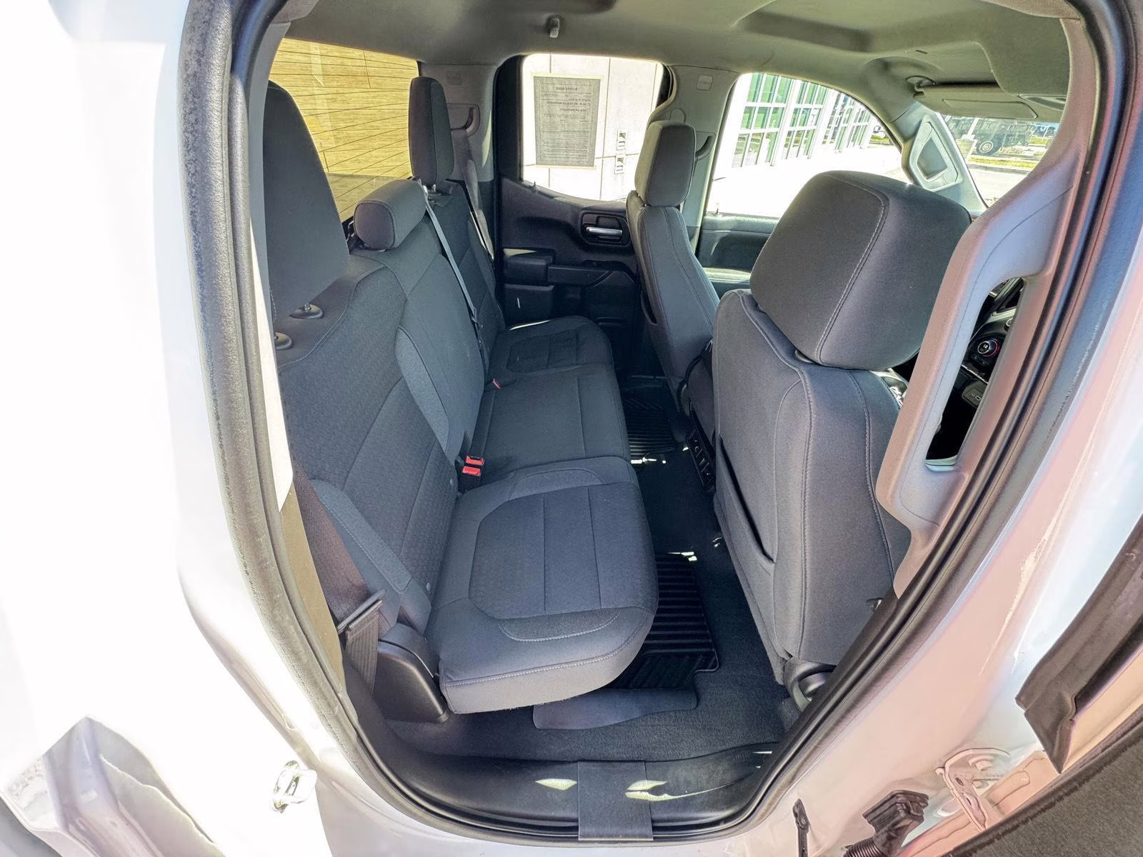 2021 Summit White Chevrolet Silverado 1500 LT 4X4 Truck