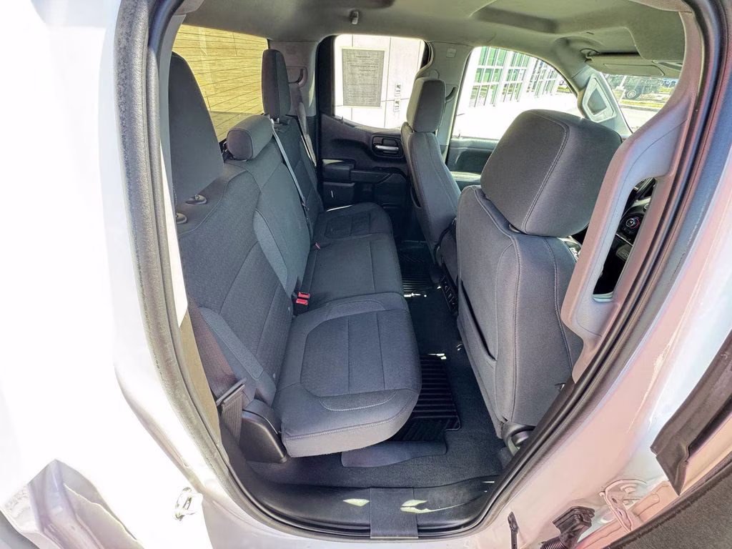 2021 Summit White Chevrolet Silverado 1500 LT 4X4 Truck