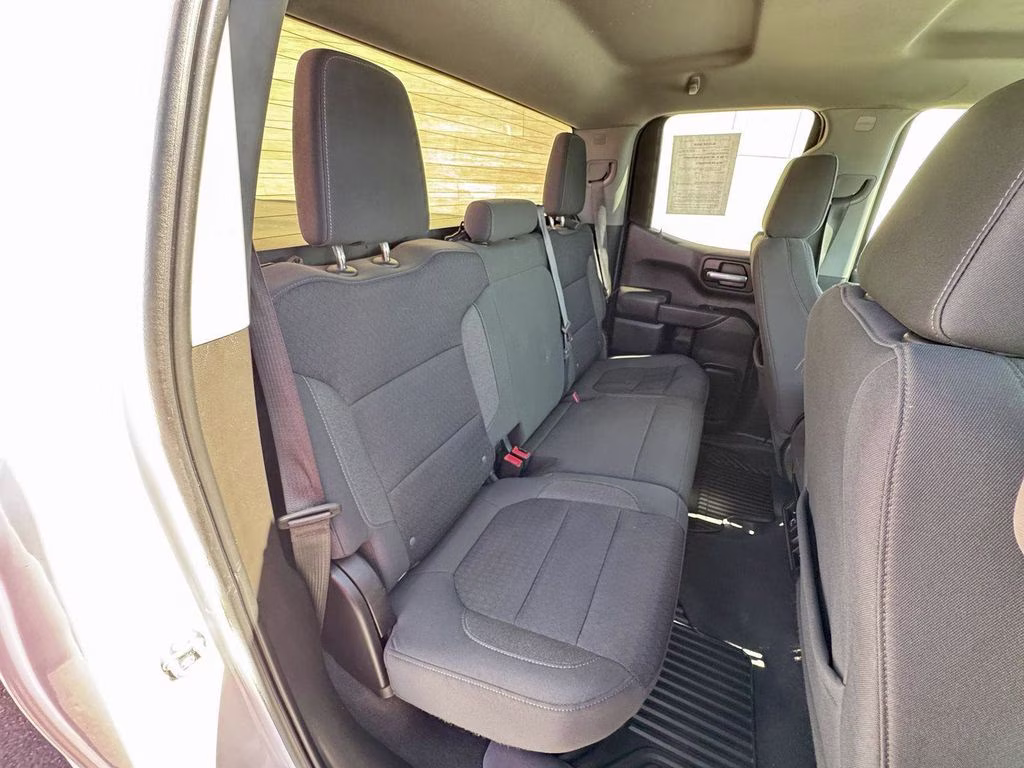 2021 Summit White Chevrolet Silverado 1500 LT 4X4 Truck