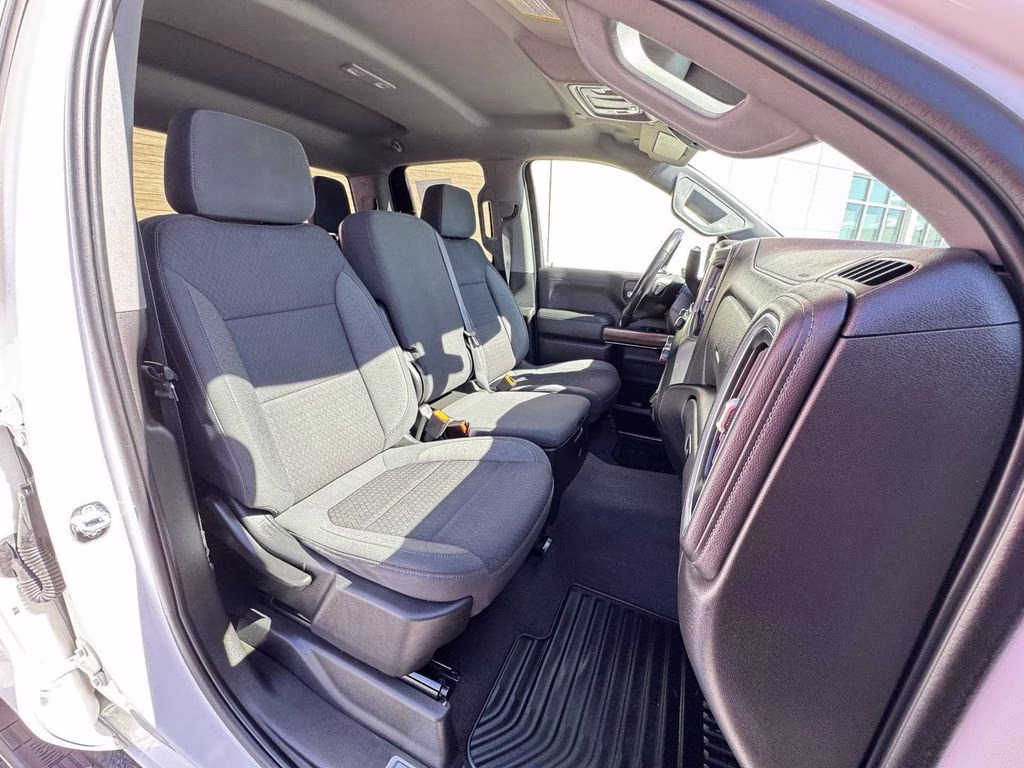 2021 Summit White Chevrolet Silverado 1500 LT 4X4 Truck