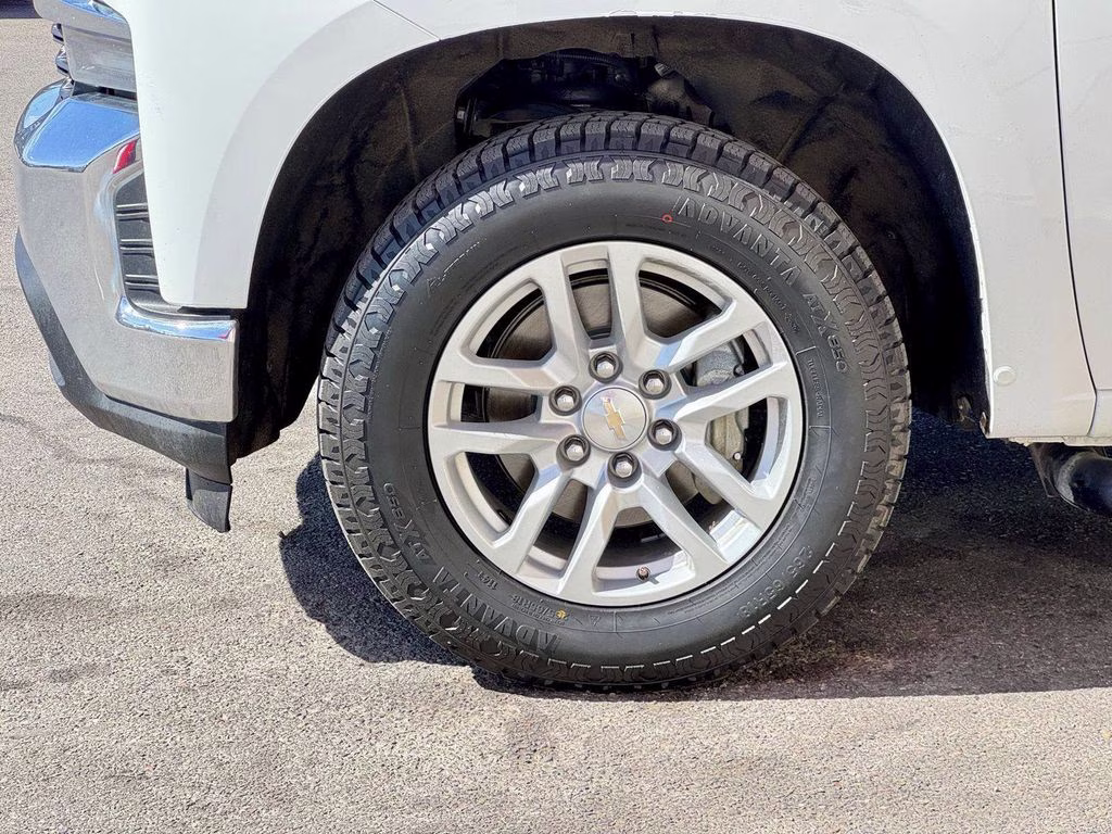 2021 Summit White Chevrolet Silverado 1500 LT 4X4 Truck