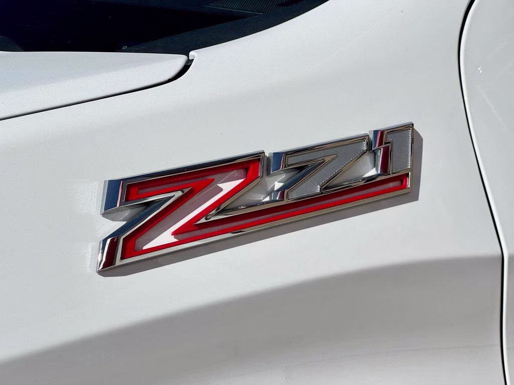 2021 Summit White Chevrolet Silverado 1500 LT 4X4 Truck