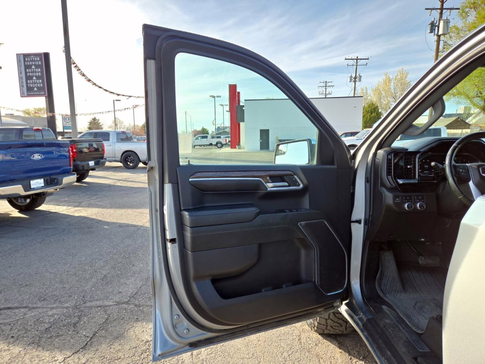 2023 Sterling Metallic GMC Sierra 1500 SLE 4X4 Truck