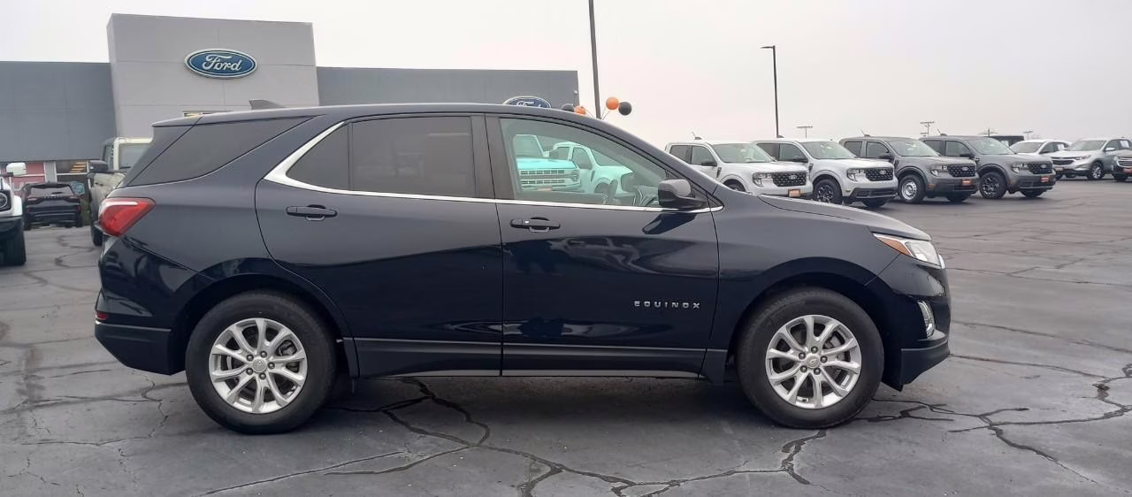 2021 BLUE Chevrolet Equinox LT FWD SUV