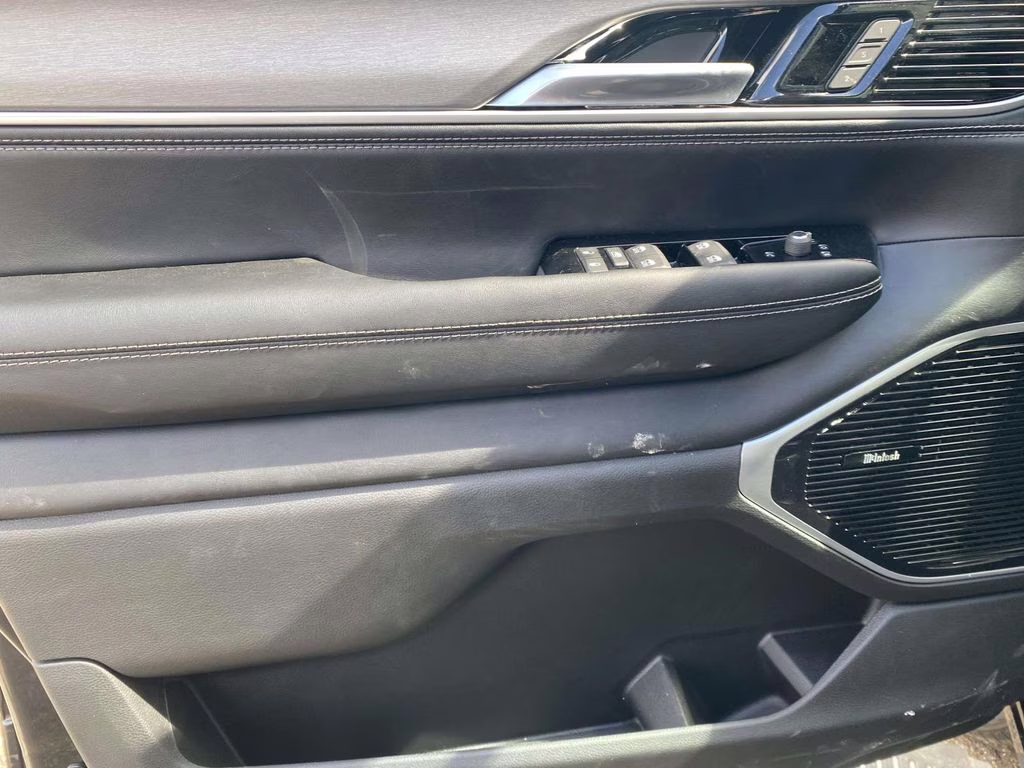 2026 High Gloss Black Jeep Grand Wagoneer Limited Altitude 4X4 SUV