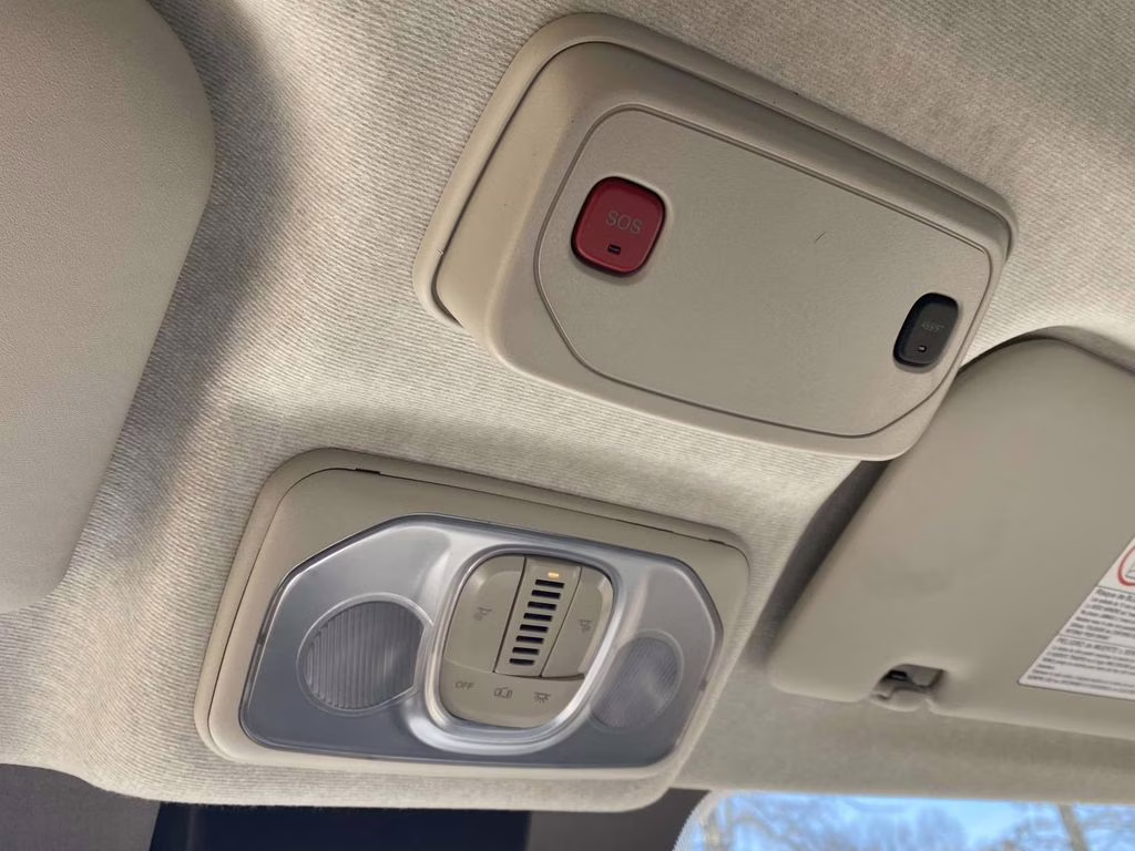 2026 Bright White Clearcoat Ram ProMaster 1500 Low Roof FWD Van