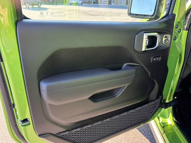 2026 Mojito Clearcoat Jeep Wrangler Willys 4X4 Convertible