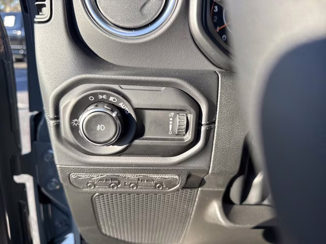 2026 Anvil Clearcoat Jeep Wrangler Sahara 4X4 Convertible